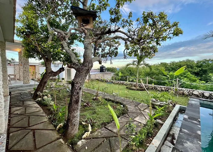Sanctum Hotel&dive- Nusa Penida 3*